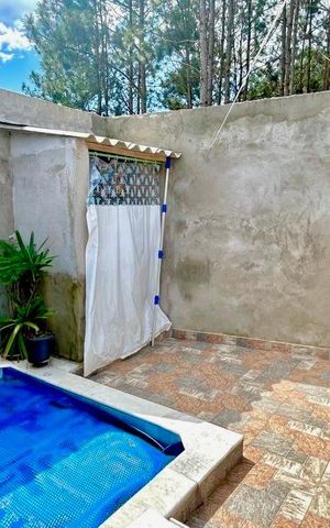 Casa à venda com 35m², 1 quarto e 1 vaga Casa à venda com 35m², 1 quarto e 1 vagaPiscina