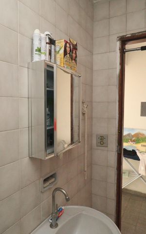 Casa à venda com 240m², 6 quartos e 2 vagasBanheiro casa 2