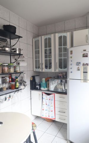 Casa à venda com 240m², 6 quartos e 2 vagasCozinha casa 2