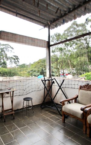 Casa à venda com 153m², 4 quartos e 2 vagas Casa à venda com 153m², 4 quartos e 2 vagasQuintal