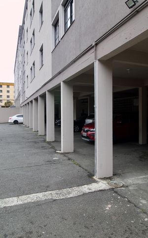 Apartamento à venda com 71m², 2 quartos e 1 vaga Apartamento à venda com 71m², 2 quartos e 1 vagaGaragem