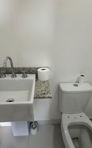 Apartamento para alugar com 55m², 2 quartos e 2 vagas Apartamento para alugar com 55m², 2 quartos e 2 vagasBanheiro Social