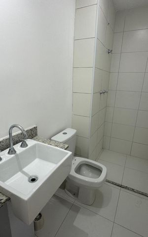 Apartamento para alugar com 55m², 2 quartos e 2 vagas Apartamento para alugar com 55m², 2 quartos e 2 vagasBanheiro da Suíte