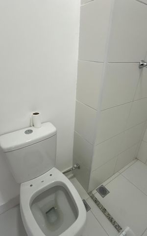 Apartamento para alugar com 55m², 2 quartos e 2 vagas Apartamento para alugar com 55m², 2 quartos e 2 vagasBanheiro Social