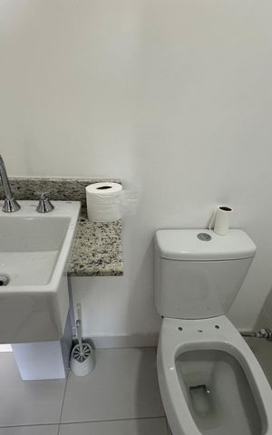 Apartamento para alugar com 55m², 2 quartos e 2 vagas Apartamento para alugar com 55m², 2 quartos e 2 vagasBanheiro Social
