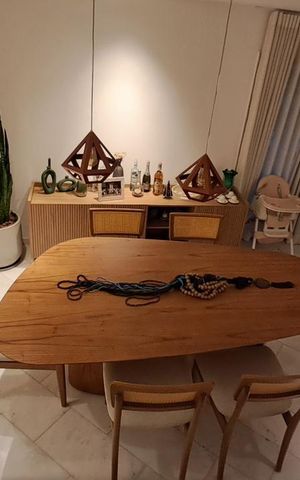 Apartamento à venda com 323m², 3 quartos e 2 vagas Apartamento à venda com 323m², 3 quartos e 2 vagasSala de Jantar