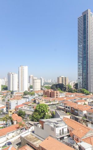 Apartamento à venda com 74m², 3 quartos e 2 vagas Apartamento à venda com 74m², 3 quartos e 2 vagasVaranda