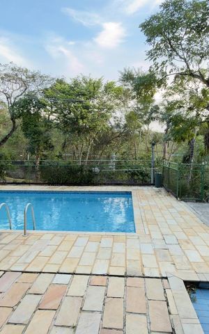 Casa à venda com 272m², 3 quartos e 4 vagas Casa à venda com 272m², 3 quartos e 4 vagasÁrea externa