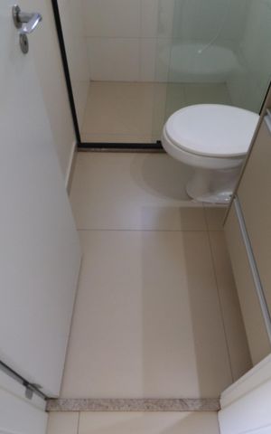 Apartamento para alugar com 62m², 2 quartos e 2 vagasBanheiro suite 