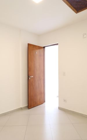 Casa para alugar com 67m², 2 quartos e sem vagaSuite 