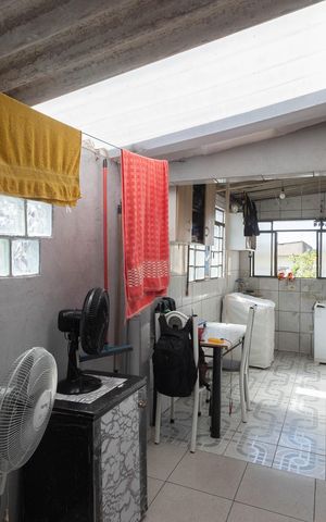 Casa para alugar com 50m², 2 quartos e sem vaga Casa para alugar com 50m², 2 quartos e sem vagaÁrea de Serviço