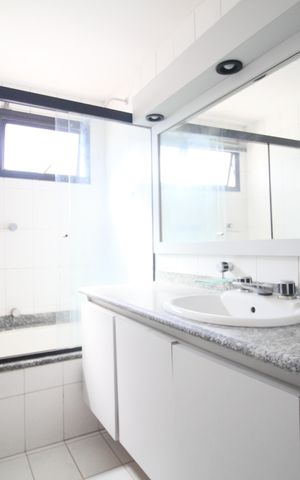 Apartamento à venda com 107m², 3 quartos e 2 vagasBanheiro Suíte 