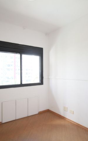 Apartamento à venda com 107m², 3 quartos e 2 vagasQuarto 2