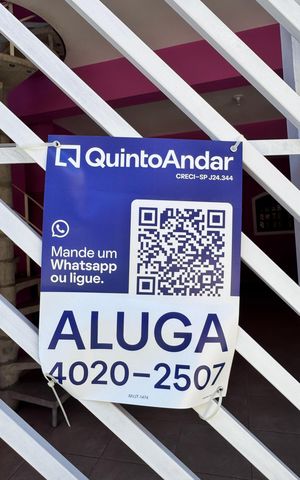 Casa para alugar com 120m², 3 quartos e 3 vagasFachada
