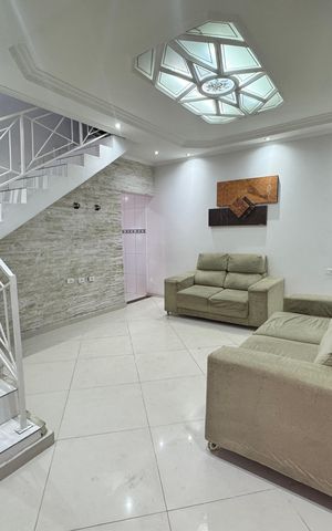 Casa para alugar com 120m², 3 quartos e 3 vagasSala