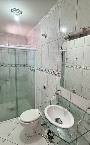 Casa para alugar com 120m², 3 quartos e 3 vagasBanheiro suite 