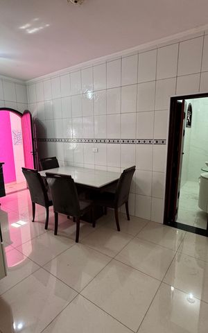 Casa para alugar com 120m², 3 quartos e 3 vagasCozinha