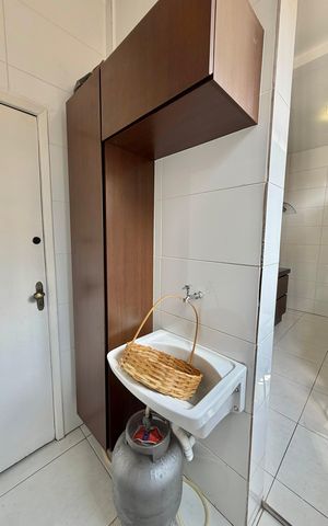 Apartamento à venda com 70m², 2 quartos e 1 vagaCozinha e Área de Serviço