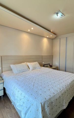 Casa à venda com 408m², 3 quartos e 2 vagas Casa à venda com 408m², 3 quartos e 2 vagasQuarto