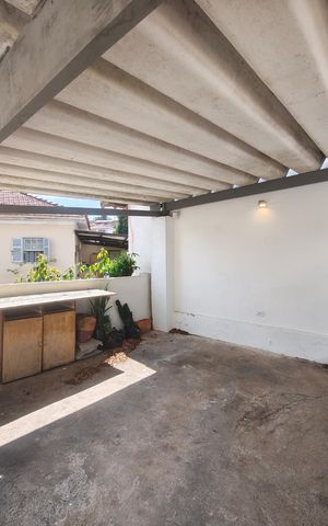 Casa para alugar com 60m², 1 quarto e 1 vaga Casa para alugar com 60m², 1 quarto e 1 vagaGaragem