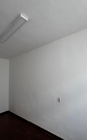Casa para alugar com 180m², 4 quartos e 4 vagas Casa para alugar com 180m², 4 quartos e 4 vagasQuarto