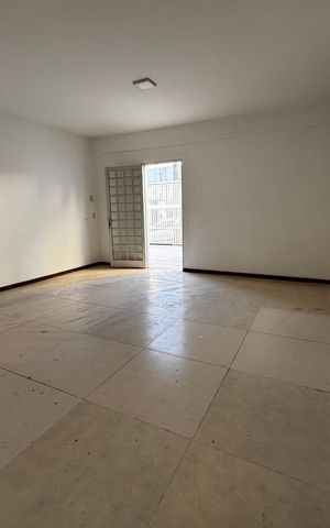Casa para alugar com 180m², 4 quartos e 4 vagas Casa para alugar com 180m², 4 quartos e 4 vagasSala 2