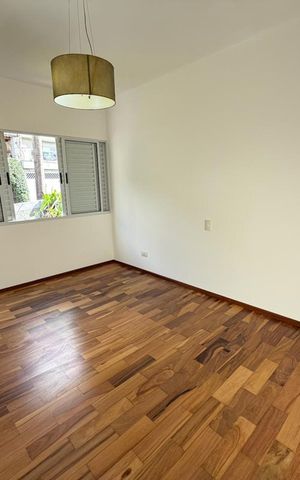 Casa à venda com 114m², 2 quartos e 1 vaga Casa à venda com 114m², 2 quartos e 1 vagaQuarto