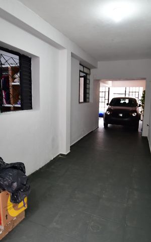 Casa à venda com 106m², 3 quartos e 3 vagasQuintal