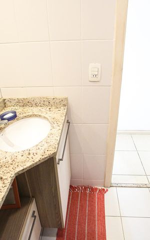 Apartamento para alugar com 64m², 2 quartos e 1 vagaBanheiro Social
