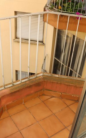 Apartamento à venda com 52m², 2 quartos e 1 vagaVaranda da sala