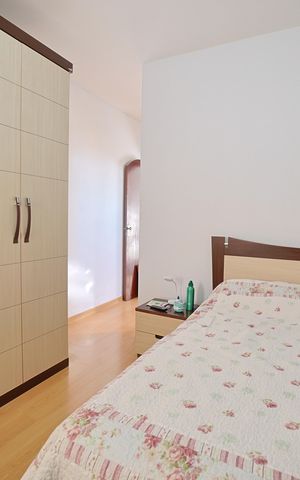 Casa à venda com 243m², 3 quartos e 2 vagasQuarto 1
