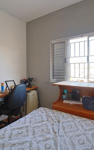 Casa à venda com 243m², 3 quartos e 2 vagasQuarto 3