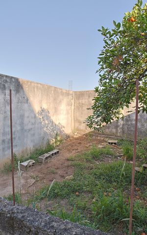 Casa à venda com 243m², 3 quartos e 2 vagasQuintal