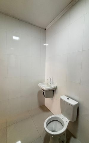 Casa à venda com 360m², 4 quartos e 2 vagasBanheiro da Suíte