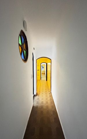 Casa à venda com 360m², 4 quartos e 2 vagasCorredor