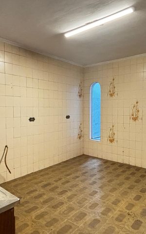 Casa à venda com 360m², 4 quartos e 2 vagasCozinha