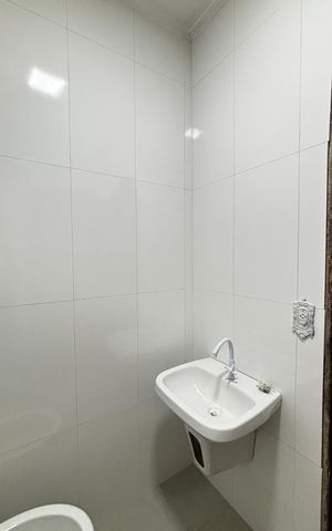 Casa à venda com 360m², 4 quartos e 2 vagasBanheiro
