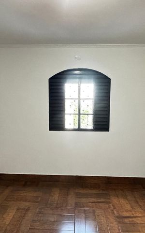 Casa à venda com 360m², 4 quartos e 2 vagasQuarto 3