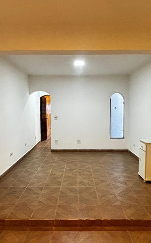 Casa à venda com 360m², 4 quartos e 2 vagasSala - Sala de Jantar 
