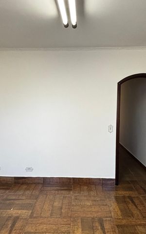 Casa à venda com 360m², 4 quartos e 2 vagasSala Tv