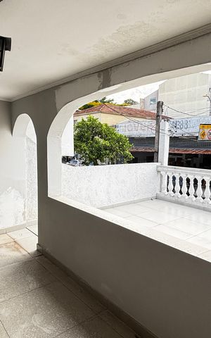 Casa à venda com 360m², 4 quartos e 2 vagasVaranda da Suíte