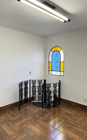Casa à venda com 360m², 4 quartos e 2 vagasSala Tv