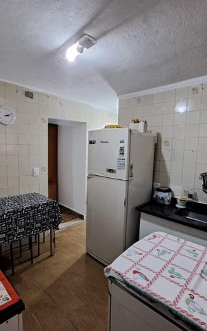 Casa à venda com 80m², 2 quartos e sem vaga Casa à venda com 80m², 2 quartos e sem vagaCozinha