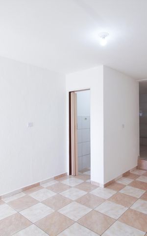 Casa para alugar com 45m², 1 quarto e sem vagaSala