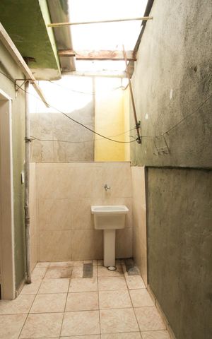 Casa para alugar com 30m², 1 quarto e sem vaga Casa para alugar com 30m², 1 quarto e sem vagaÁrea de Serviço