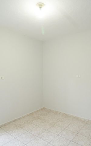 Casa para alugar com 30m², 1 quarto e sem vaga Casa para alugar com 30m², 1 quarto e sem vagaQuarto