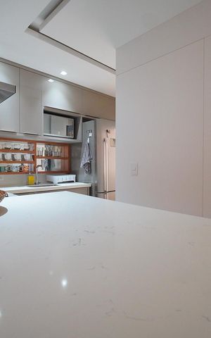 Apartamento para alugar com 84m², 2 quartos e 1 vagaCozinha 