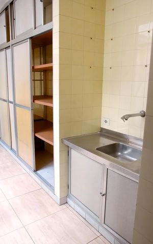 Casa para alugar com 365m², 4 quartos e 2 vagas Casa para alugar com 365m², 4 quartos e 2 vagasÁrea comum