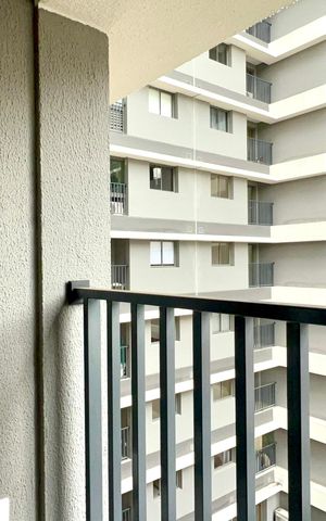 Studio para alugar com 27m², 1 quarto e sem vaga Studio para alugar com 27m², 1 quarto e sem vagaVaranda