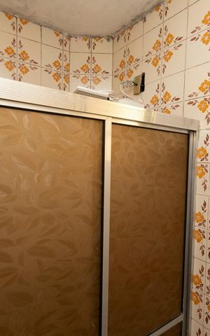 Apartamento à venda com 45m², 2 quartos e sem vaga Apartamento à venda com 45m², 2 quartos e sem vagaBANHEIRO